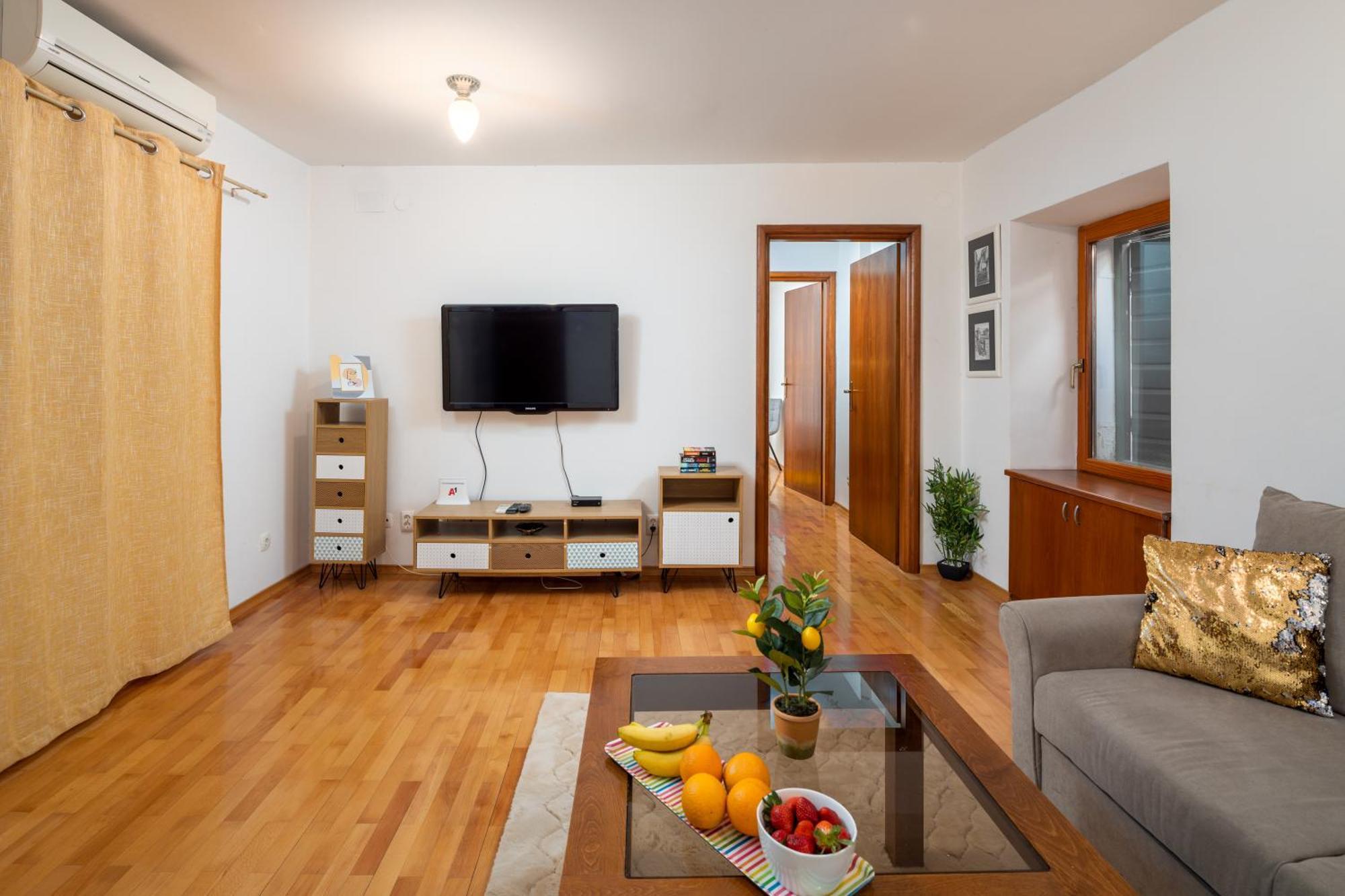 Piazza Square City Top Centre Apartments Split Exterior photo